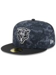 New Era Pánská kšiltovka Houston Texans NFL Chicago Bears 2026 Salute to Service 59FIFTY Fitted Velikost: 7 1/4