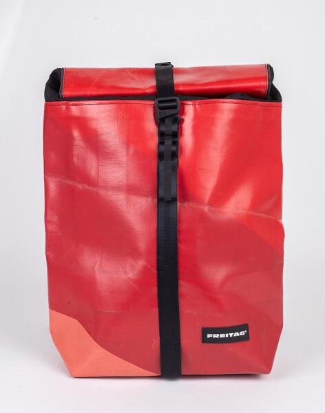 Batoh FREITAG F155 Clapton 18-22 l