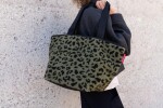 Nákupní taška přes rameno Reisenthel Shopper M Teddy leo olive
