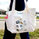 Pinarna.cz ZDARMA při nákupu nad 2 000 Kč - Taška Pinárna - ta nejlepší na odznáčky!