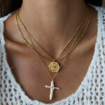 ELENYS Pearl Cross – pozlacený náhrdelník 18K žluté zlato Délka: 42-45+5 cm / max. 50 cm