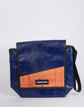 FREITAG F21 Nightclub