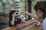 PlanToys PlanToys Auto s vodou - Žluté
