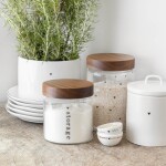 Bastion Collections Dóza s dřevěným víkem Full of Love 18 cm nápis, čirá barva, přírodní barva, sklo, dřevo