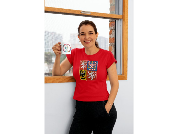 FansArena Dámské tričko David Pastrňák #88 Czech National Emblem 2025 Red Velikost: L