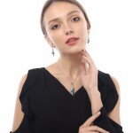 Souprava náhrdelníku, náušnic a náramku Elegance Garnet, Červená 40 cm + 5 cm (prodloužení)