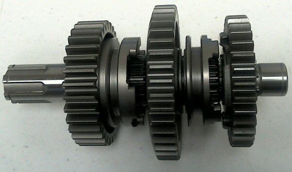 Hlavní hřídel převodovky na TGB Blade 425