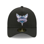 New Era Pánská kšiltovka Charlotte Hornets NBA 2026 Draft On-Stage Crystal 59FORTY A-Frame Fitted Velikost: 7 1/2
