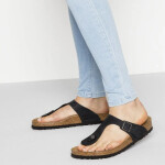 Dámské/pánské žabky Birkenstock Gizeh NU Oiled Black Regular Oiled Leather pro široká chodidla (0845251) 35