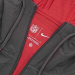Nike Pánská bunda Tampa Bay Buccaneers NFL On-Field 2022 Sideline Lightweight Player Velikost: S