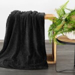 Luxusní flanelová deka s elegantní stříbrnou nití - černá Šírka: 150 cm | Dĺžka: 200 cm