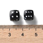 Akrylové korálky - hrací kostka - černá - 10 mm - 10 ks