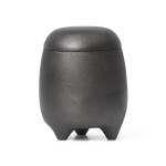 Ferm Living Neparfemovaná svíčka v dóze Evoke Blackened, černá barva, kov, vosk
