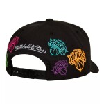 Mitchell & Ness Pánská kšiltovka New York Knicks NBA 404 Club Neon Pro Snapback