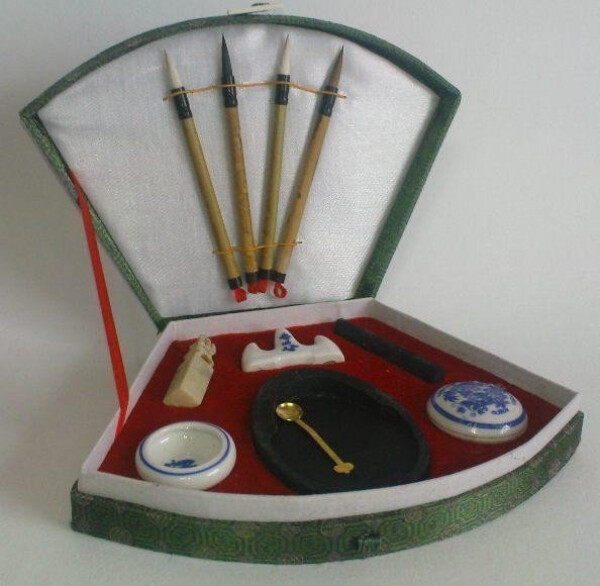 ROSA Sada pro čínskou kaligrafii - 11 kusů s příslušenstvím, hedvábná krabička, D.K.ART & CRAFT