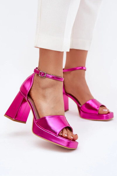 Sandály na podpatku model 215001 Step in style 37