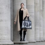 Skládací nákupní taška LOQI ELLIOTT ERWITT Dog Jumping