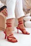 Stylové Sandály Na Podpatku S Pásky Červené Saredi 40