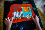 Crocodile Creek Mini puzzle - Medvědí expres (12 dílků)