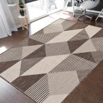 DumDekorace Stylový koberec s geometrickými vzory v hnědé barvě