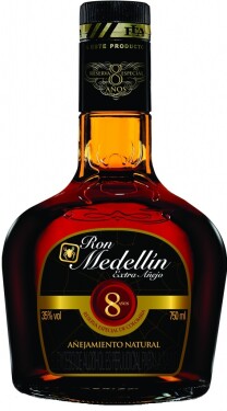 Ron Medellin Extra Anejo 8y 37,5% 0,7 l (holá láhev)