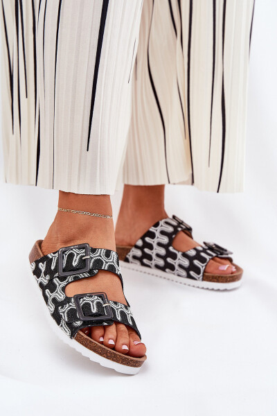 Dámské Pantofle S Přezkami A Leskem Černé S.Barski RB51-006 37