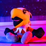 Bleacher Creatures Plyšový maskot Washington Capitals NHL Slapshot #8" Kuricha