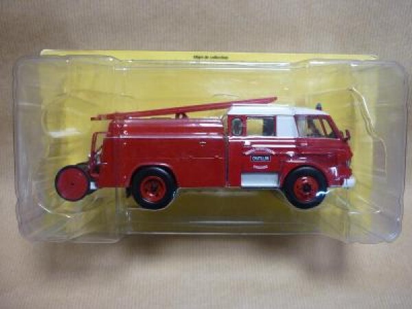 2.JAKOST - Citroen 700 Hachette 1/43