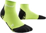 CEP pánské kotníkové běžecké kompresní ponožky ULTRALIGHT - flash green / black Velikost: V (Vel. chodidla 45-48)