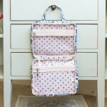 Cath Kidston Velká kosmetická taška Navy Carnation, modrá barva, plast