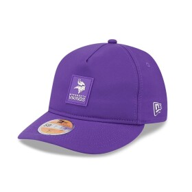 New Era Pánská kšiltovka Minnesota Vikings NFL 2025 On-Field Sideline 59FIFTY A-Frame Fitted Velikost: 7 3/4