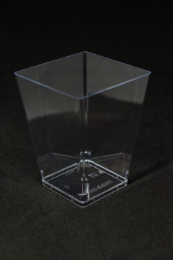 Cake Star plastový kelímek CUBINO 160 ml 10ks