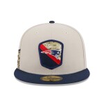 New Era Pánská kšiltovka New England Patriots NFL 2023 Salute to Service 59FIFTY Fitted Velikost: 7 1/8