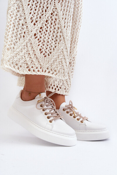 Kožené dámské sportovní boty CheBello 4362 bílé 38