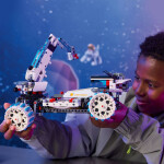 LEGO LEGO® Technic 42211 Lunární rover Lunar Outpost™