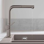 HANSGROHE - M54 Dřezová baterie Talis s výsuvnou koncovkou, vzhled nerezu 72808800