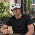 New Era Pánská kšiltovka Boston Bruins NHL 9FORTY M-Crown A-Frame Trucker All Over bílá