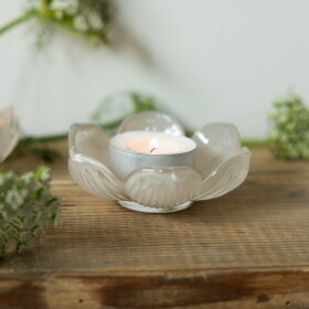 Storefactory Skleněný svícen na čajovou svíčku Visingsö Greige 9 cm, béžová barva, sklo