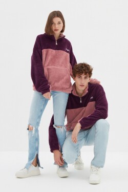 Trendyol Fialová Unisex Oversize Wide-Fit High Neck Barevné bloky Teplá plyšová mikina minimální výšivkou