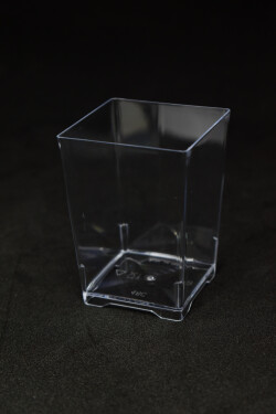 Cake Star plastový kelímek KUBIK čtverec 110 ml 10ks