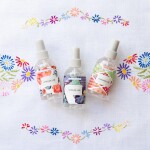 HEATHCOTE & IVORY Antibakteriální sprej na ruce Fabrics & Flowers 150 ml, multi barva, plast