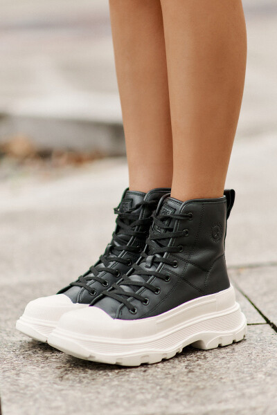 Kožené Zateplené Tenisky Na Masivní Platformě Big Star OO274A599 Černé 37