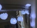LED řetěz mušle bílé svítící 10 ks 140 cm LED řetěz mušle bílé svítící 10 ks 140 cm