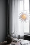 Watt & Veke Závěsná svítící hvězda Liz White 50 cm, bílá barva, papír