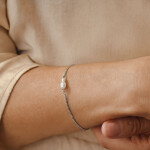 Perlový náramek Ariane - chirurgická ocel, Stříbrná 15 cm + 3 cm (prodloužení) Bílá