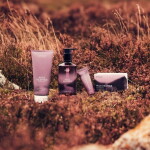 SCOTTISH FINE SOAPS Sprchový gel na tělo i vlasy Wild Heather 200 ml, fialová barva