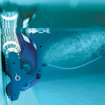 Bazénový vysavač Dolphin SUPREME M400 (Čistí dno, stěny i vodní linii )
