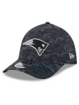 New Era Pánská kšiltovka New England Patriots NFL 2026 Salute to Service 39THIRTY M-Crown Flex Velikost: M/L
