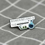 Pinarna.cz Women belong in the lab / Ženy patří do laboratoře - hranatý