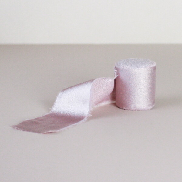 Bella Rose Saténová stuha 4 cm – Lilac (4,5 m), fialová barva, textil